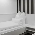 Ok Businesshotel מלון *